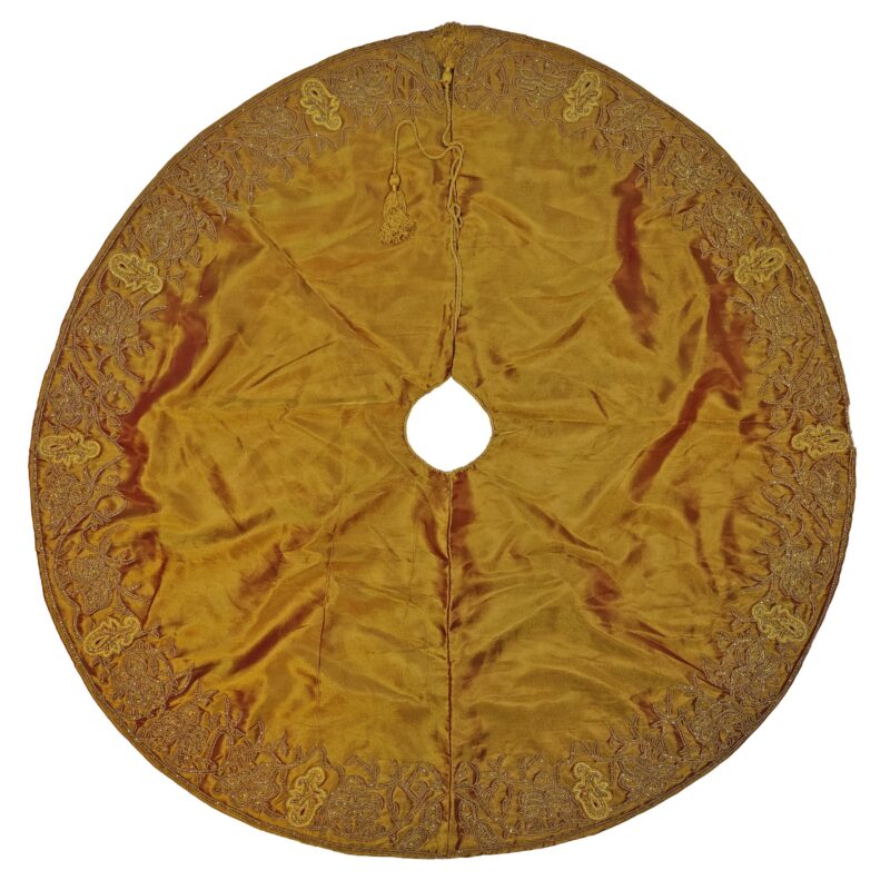 60" Gold Tree Skirt w/Gold Bead Embroidery - Image 3